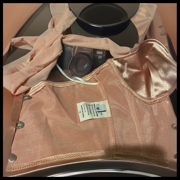 Sexy Magnetic Hook & Eye Design Asymmetrical Ribbon Straps Bustier Crop Camisole - Picture 11 of 17